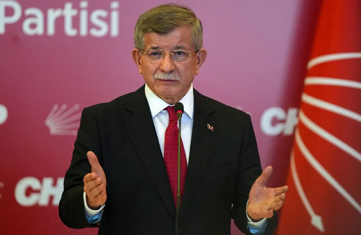 Ahmet Davutoğlu'nun sarı saçları sosyal medyanın diline düştü! Jet açıklama geldi