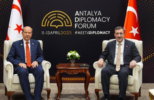 Cumhurbaşkanı Yardımcısı Yılmaz, KKTC Cumhurbaşkanı Tatar ile görüştü