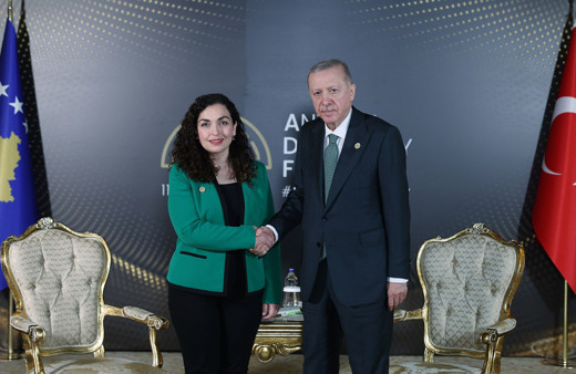 Cumhurbaşkanı Erdoğan hakkında dikkat çeken sözler! Kosova Cumhurbaşkanı çok şanslı olduğunu söyledi