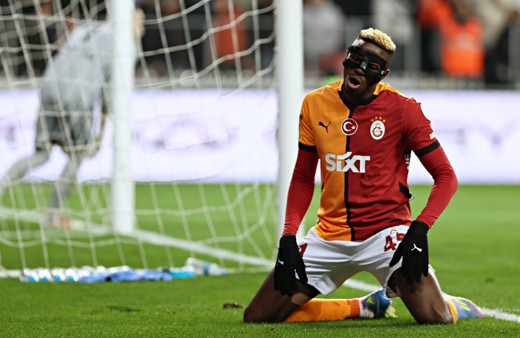 Victor Osimhen Galatasaray taraftarını kahretti! Veda gibi açıklama