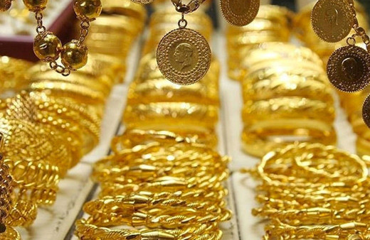 Altın fiyatları öyle bir rekor kırdı ki 3 dev bankanın altın fiyatı tahmini değişti