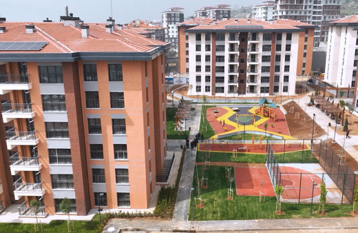 Bakan Murat Kurum: Ebrar Sitesi’nin yerine yaptığımız güvenli, konforlu konutlarımızı tamamladık