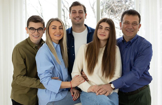 Dilek İmamoğlu ilk kez konuştu! Meğer Ekrem İmamoğlu gözaltına alındığı gün...