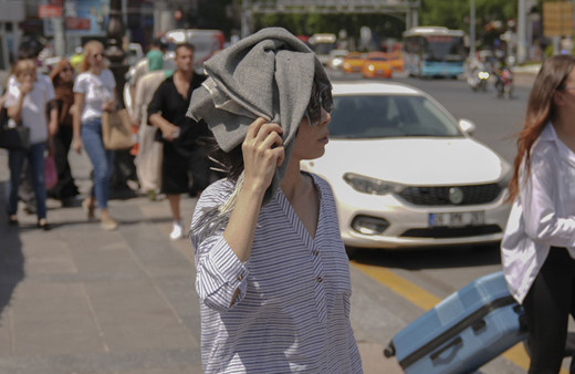 Hafta sonu hava durumuna siz de şaşırıp kalacaksınız! Bir anda bastıracak, Meteoroloji uzmanı açıkladı
