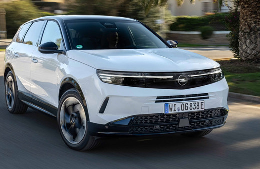 Opel yeni modellerinde kullanıcıları sürprizler bekliyor