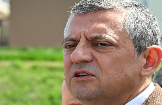 CHP Genel Başkanı Özgür Özel, Ekrem İmamoğlu'nun notunu paylaştı