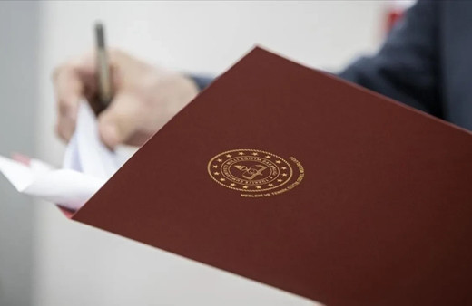 MEB yönetici atamalarında sürpriz değişiklik: Resmi Gazete'de yayımlandı