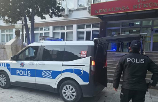 Kemalpaşa Belediyesi'ne 'usulsüz harcama' soruşturması: 2 kişi tutuklandı