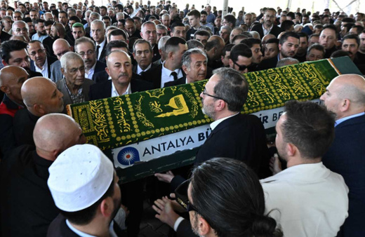 Mevlüt Çavuşoğlu'nun babası Osman Çavuşoğlu son yolculuğuna uğurlandı