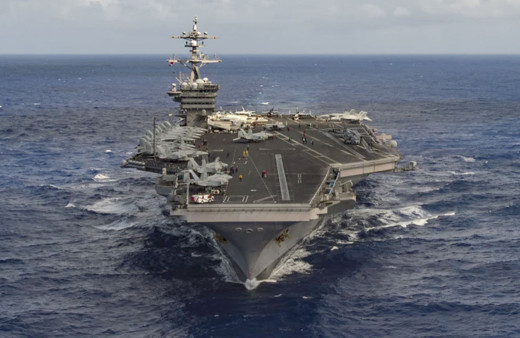 Yemen'deki Husilerden ABD uçak gemilerine saldırı