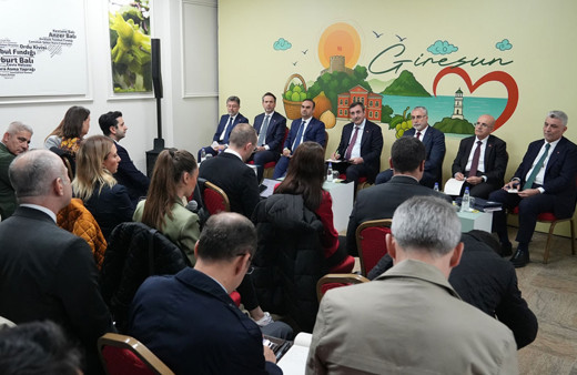 Mehmet Şimşek duyurdu: Türkiye'ye dış kaynak girişleri yeniden başladı