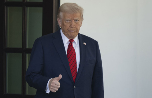 Trump FED Başkanı'nı hedef aldı ABD borsaları çakıldı