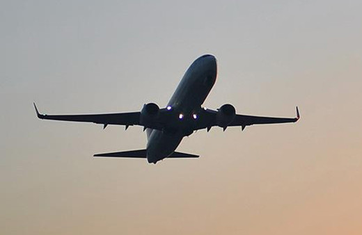 AJet'ten çocuklara 23 Nisan'da yüzde 50 indirim kampanyası