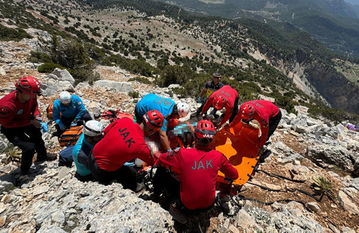 Fethiye'de düşen yamaç paraşütündeki pilot ile yolcusu öldü