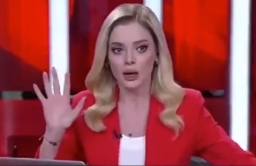 Meltem Bozbeyoğlu, depreme CNN Türk ekranlarında canlı yayında böyle yakalandı