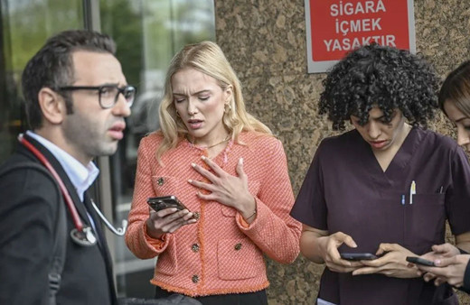 İstanbul depremi gazete manşetlerinde kim nasıl gördü