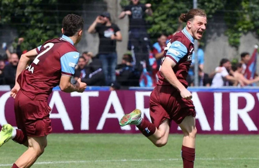 Trabzonspor U19 takımı için tebrik paylaşımları yağdı