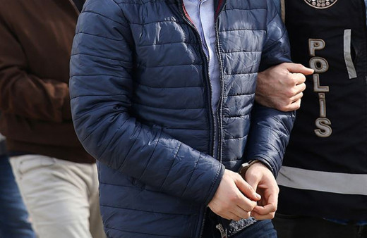 İzmir'de kırbaçlı darp! 4 kişi gözaltına alındı