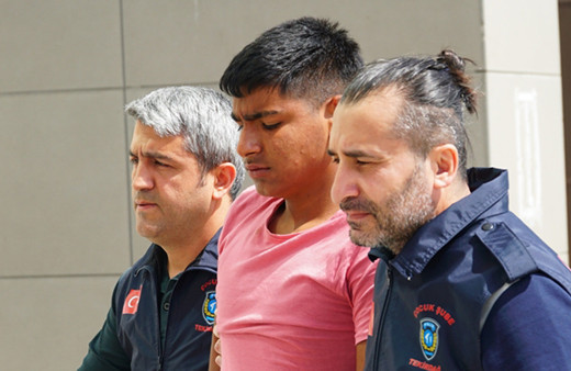 Tekirdağ'da yardım için komşusuna giden Rabia'nın boğazı kesildi