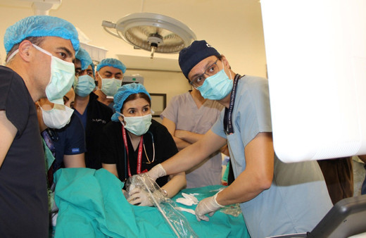 Eymen bebek dünyadaki 7. vaka oldu! Kütahya'da tıp literatürüne geçecek operasyon