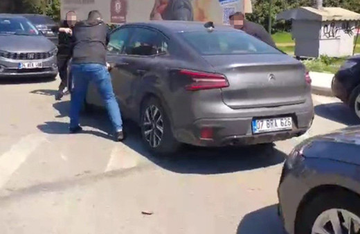 MİT'ten 'sahte baz istasyonu' operasyonu! Siber casusluk yapan 7 şüpheli suçüstü yakalandı