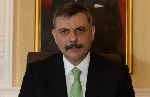 Oğlunun paylaşımları büyük tepki çekti! Erzurum Valisi Mustafa Çiftçi'den açıklama