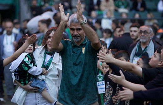 Resmen duyuruldu! Süper Lig'e yükselen Kocaelispor'da İsmail Taşdemir dönemi bitti