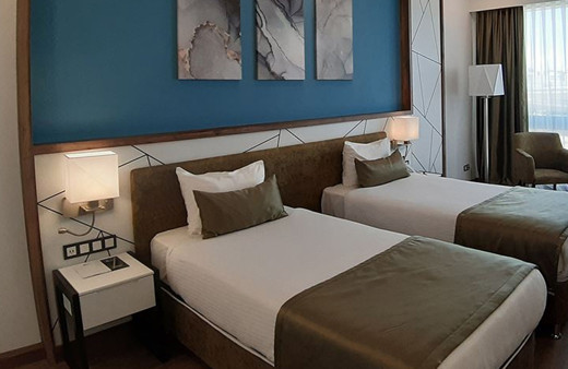 Antalya'da Litvanyalı turistin ani ölümü! Otelde fenalaştı, kurtarılamadı