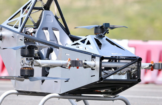 Elektrikli uçan araba trafiğe çıkıyor! Tarih belli oldu, 1 saatlik yol 1 dakikaya düşecek