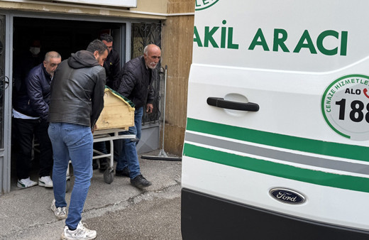 Sivas'ta kene can aldı! 35 yaşındaki kadın kurtarılamadı