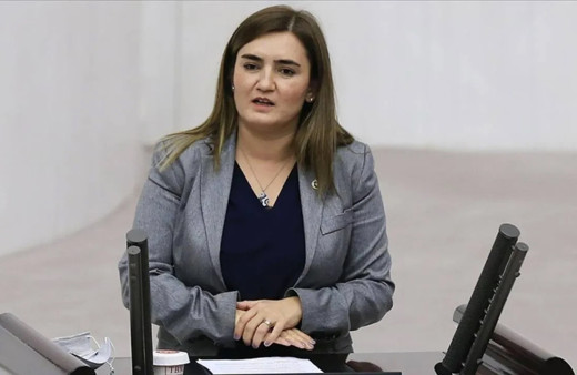 CHP'li vekilin ölüm haberi çıktı! Yaşadığını sosyal medyadan duyurdu