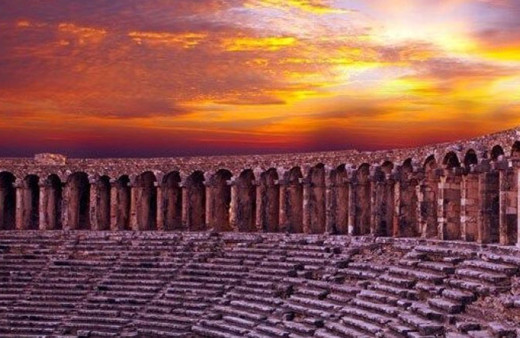 Antalya'da yarın Türk dünyasında sualtı kültürel mirasının korunması masaya yatırılacak