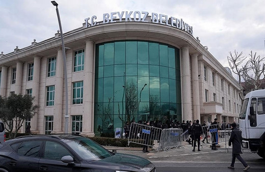 Beykoz Belediye Başkanı Alaattin Köseler ve 25 zanlı hakkında fezleke