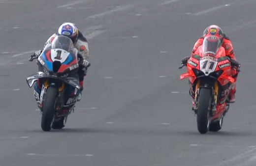 Toprak Razgatlıoğlu, Çekya'da saniyenin 1000'de 27'si ile ikinci oldu