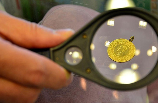 ABD'nin dev bankası, 3 ay sonrası için altın fiyatı tahminini artırdı