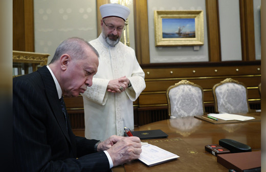 Cumhurbaşkanı Erdoğan'dan Türkiye Diyanet Vakfı'na kurban bağışı