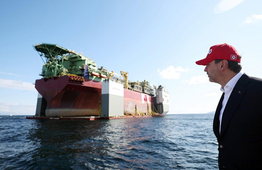 Doğal gazda 2 kat üretim! Yüzer üretim platformu 29 Mayıs'ta İstanbul Boğazı'nı geçecek