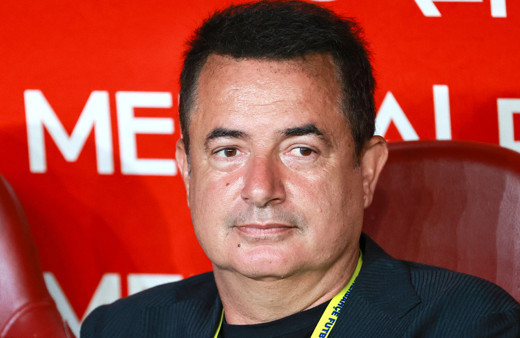 Acun Ilıcalı Beşiktaş'ın yıldızına kancayı taktı