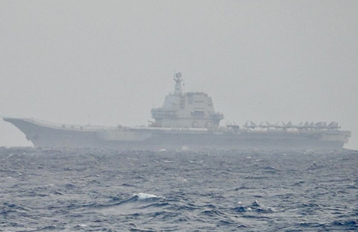 Çin Tayvan'ı hava araçları ve savaş gemileriyle sıkıştırıyor