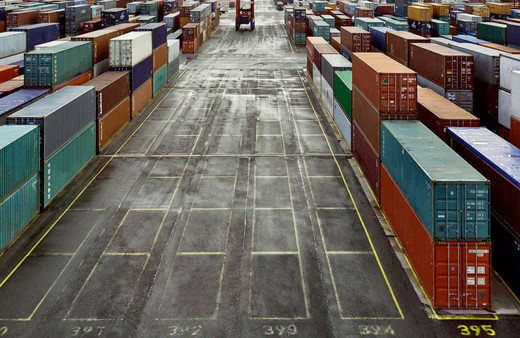 Dış ticaret açığı nisanda son 21 ayın zirvesine çıktı