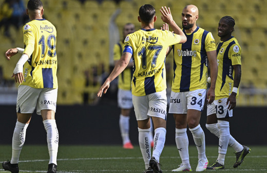 Fenerbahçe'de en fazla süre olan ilk 5 isim Mourinho onları tercih etmedi