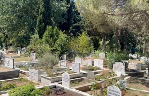 Arnavutköy'de mezarlıkta erkek bebek cesedi bulundu! Gözaltına alınan şoke etti