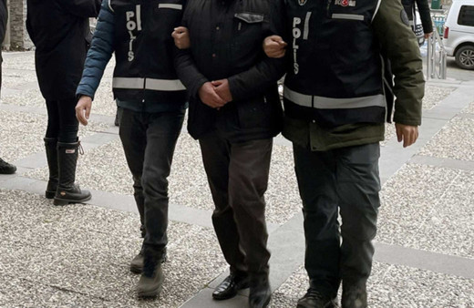 Oyun uygulamasında tanıştı, taciz etti: Gözaltına alındı