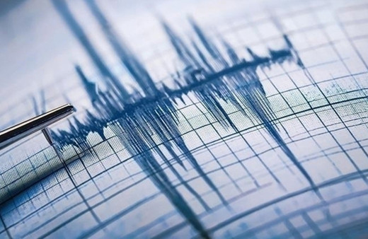 Ege Denizi'nde 5 büyüklüğünde deprem! AFAD son depremi duyurdu