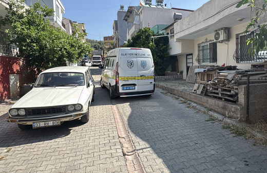 Hem kendini hem 4 yaşındaki oğlunu jiletle yaraladı! Mersin'deki dehşette şoke eden detay