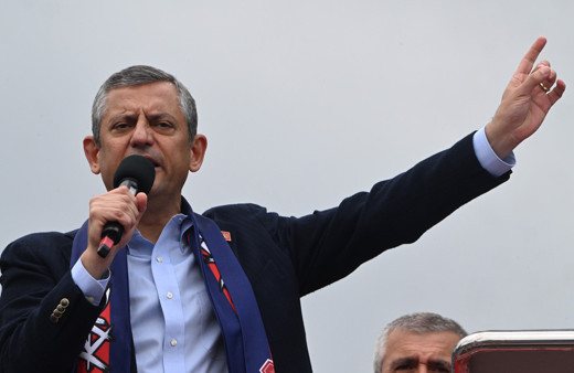 CHP'de baklava kutusu krizi: Boğazlayasım geldi