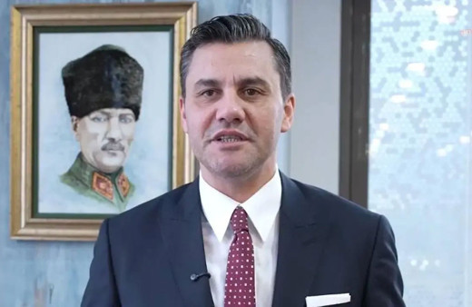 Manisa Büyükşehir Belediye Başkanı Ferdi Zeyrek hayatını kaybetti