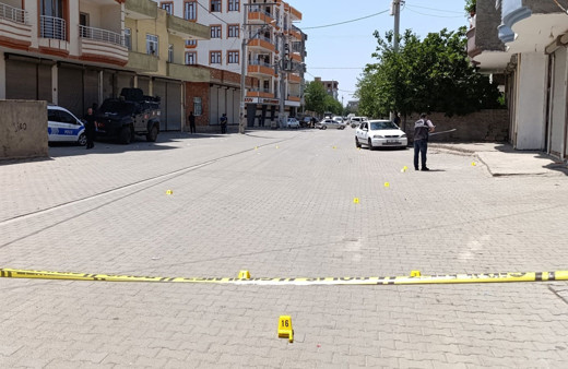 Diyarbakır'da akrabalar arasında silahlı kavga: 1'i ağır 6 yaralı