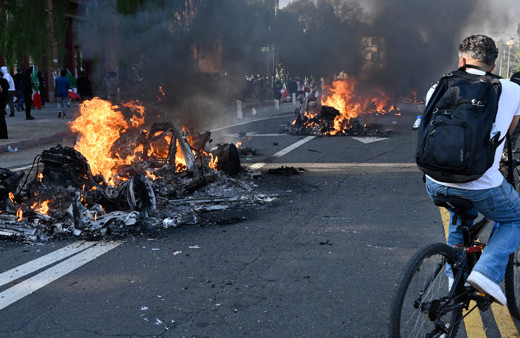 ABD'li senatör Schumer'den Trump'a tepki: Tehlikeli provokasyon