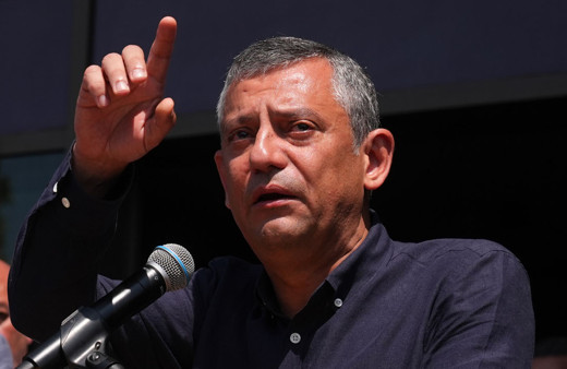 Özel, AK Parti Gençlik Kollarına seslendi: Müsaade etmeyin